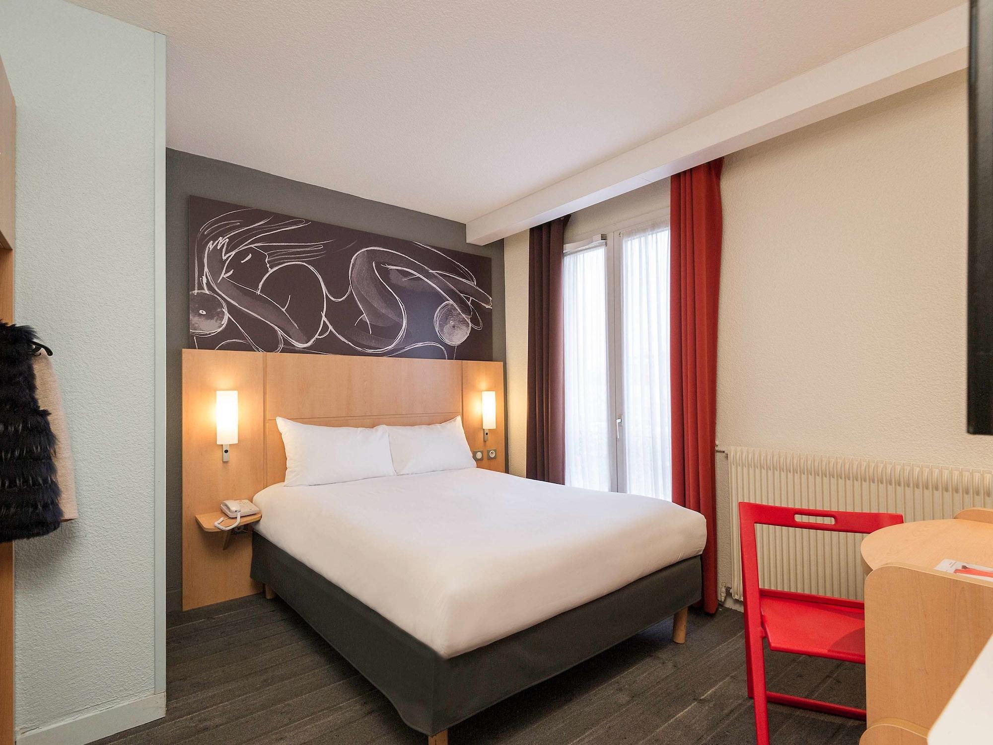 Hotel Ibis Paris Vaugirard Porte De Versailles Esterno foto